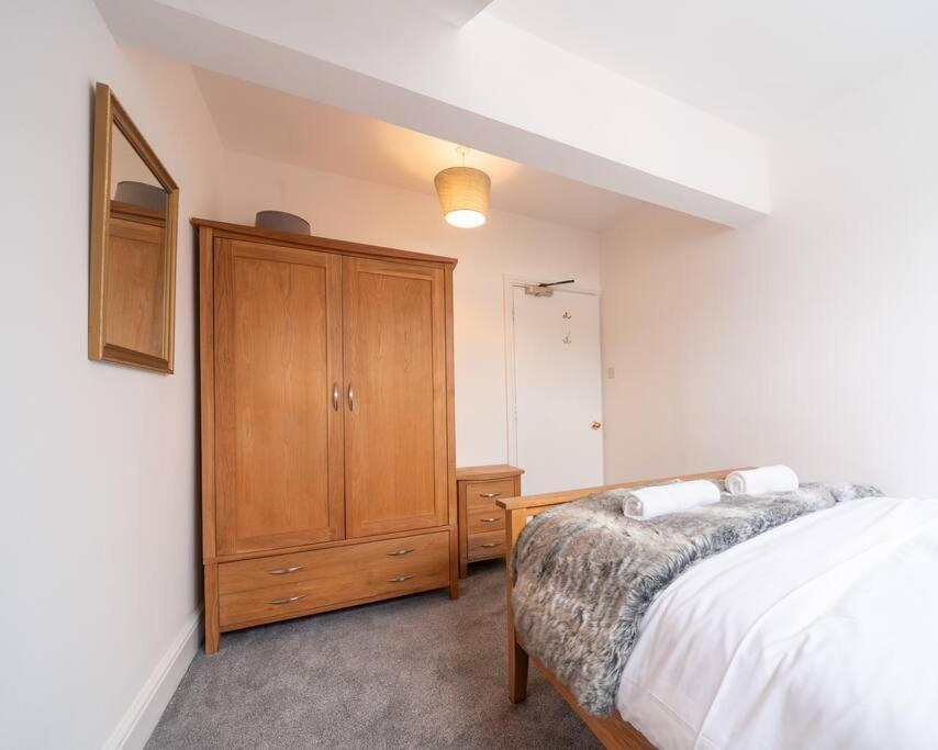 Mumbles View - Free Parking Appartamento Oystermouth Esterno foto
